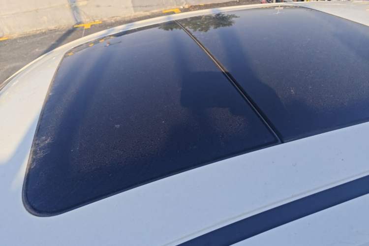 Used Everus VE-1 2021 S Pirelli Luxury Edition Roof