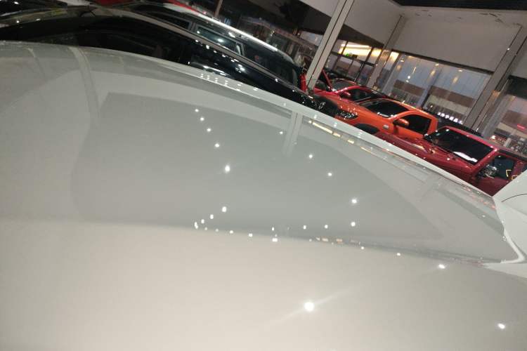 Used Everus VE-1 2021 Travel Edition Roof