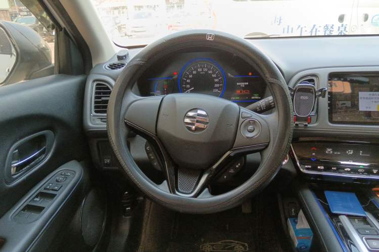 Used Everus VE-1 2021 Travel Edition Steering Wheel
