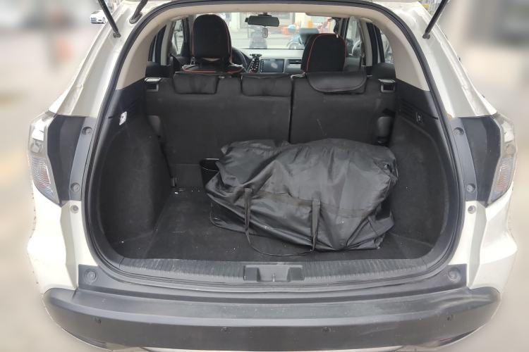 Used Everus VE-1 2021 Travel Edition Trunk