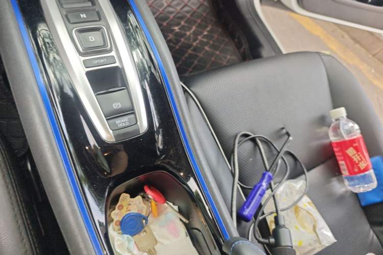 Used Everus VE-1 2021 Travel Edition Vehicle Key