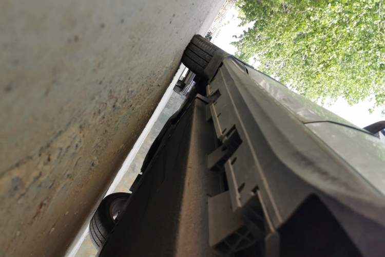 Used Everus VE-1 2022 TA Leading Edition Chassis Rear Left