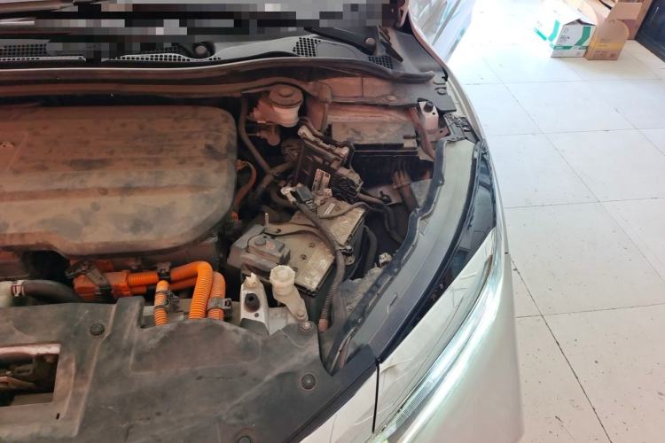Used Everus VE-1 2022 TA Leading Edition Engine Bay Left