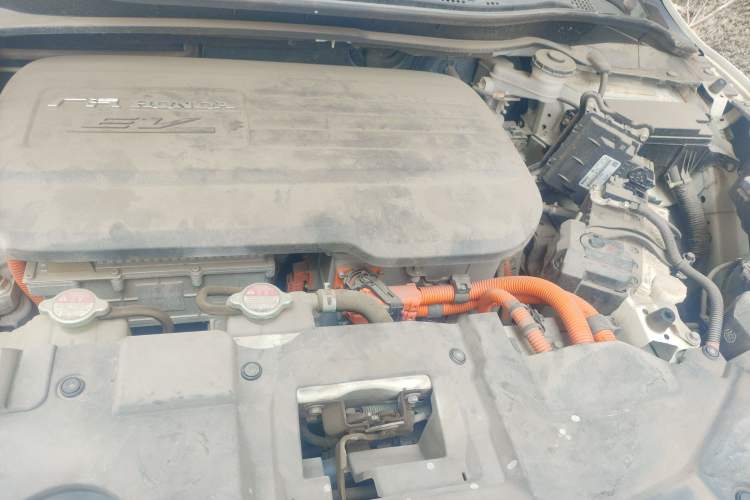Used Everus VE-1 2022 TA Leading Edition Engine Bay Left