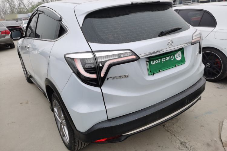 Used Everus VE-1 2022 TA Leading Edition Exterior 2