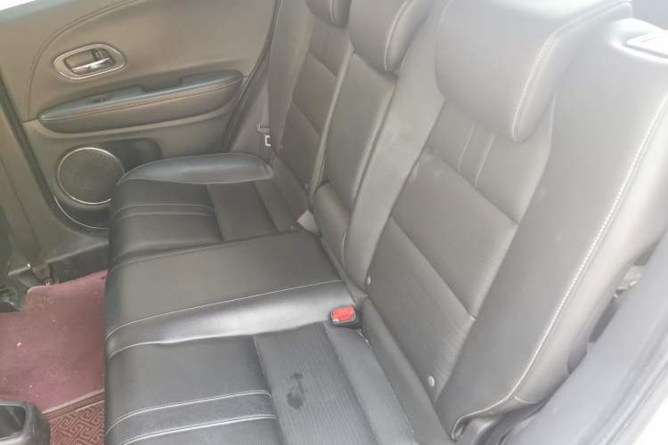 Used Everus VE-1 2022 TA Leading Edition Left Rear Seat