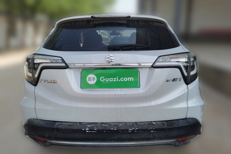 Used Everus VE-1 2022 TA Leading Edition Rear