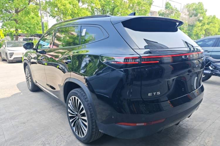 Used EXEED ET5 2026 210 LiDAR Smart Luxury Edition Rear Left 45 Deg