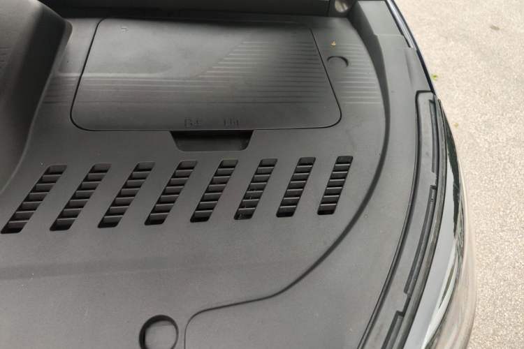 Used EXEED ET5 2026 210 LiDAR Smart Luxury Edition Engine Bay Left
