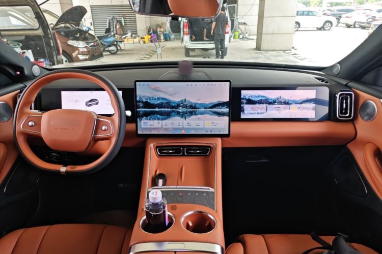 Used EXEED ET5 2026 210 LiDAR Smart Luxury Edition Center Console