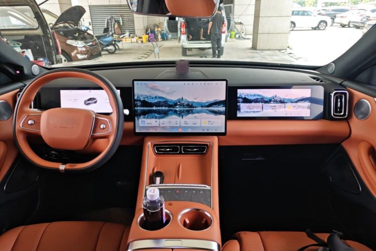 Used EXEED ET5 2026 210 LiDAR Smart Luxury Edition Center Console