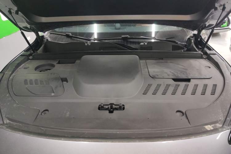 Used EXEED ET5 2026 210 LiDAR Smart Luxury Edition Engine Bay