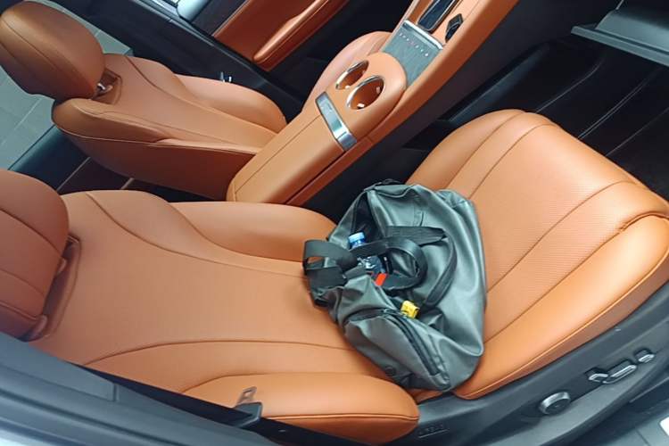 Used EXEED ET5 2026 210 LiDAR Smart Luxury Edition Right Front Seat