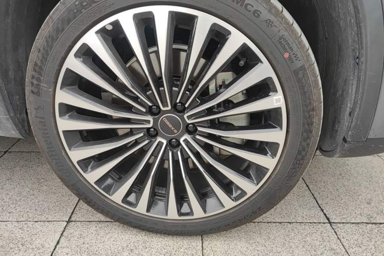 Used EXEED ET5 2026 210 LiDAR Smart Luxury Edition Right Front Wheel Hub