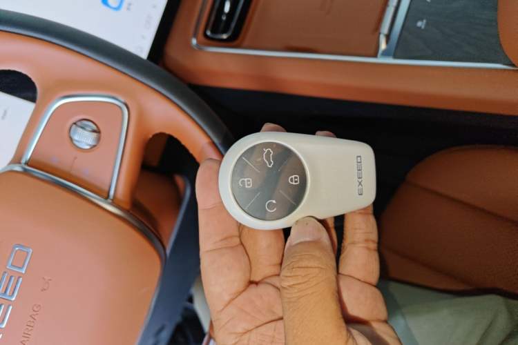 Used EXEED ET5 2026 210 LiDAR Smart Luxury Edition Vehicle Key