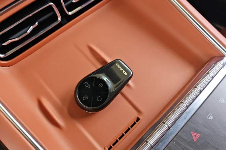 Used EXEED ET5 2026 210 LiDAR Smart Luxury Edition Vehicle Key