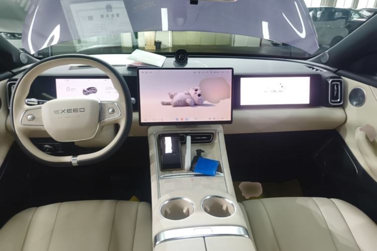 Used EXEED ET5 2026 210 LiDAR Smart Luxury Edition Center Console