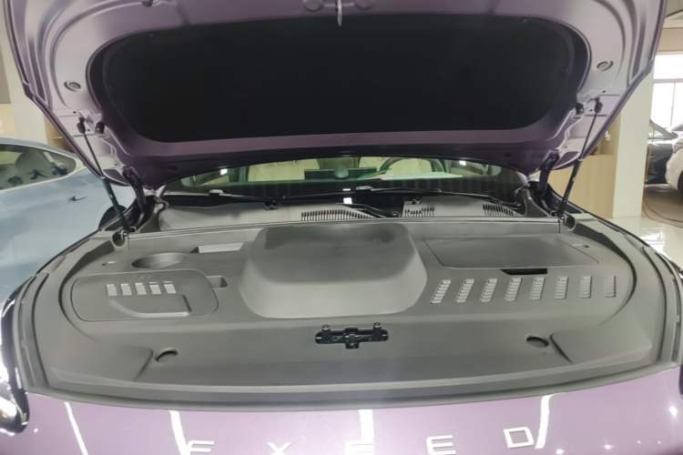 Used EXEED ET5 2026 210 LiDAR Smart Luxury Edition Engine Bay