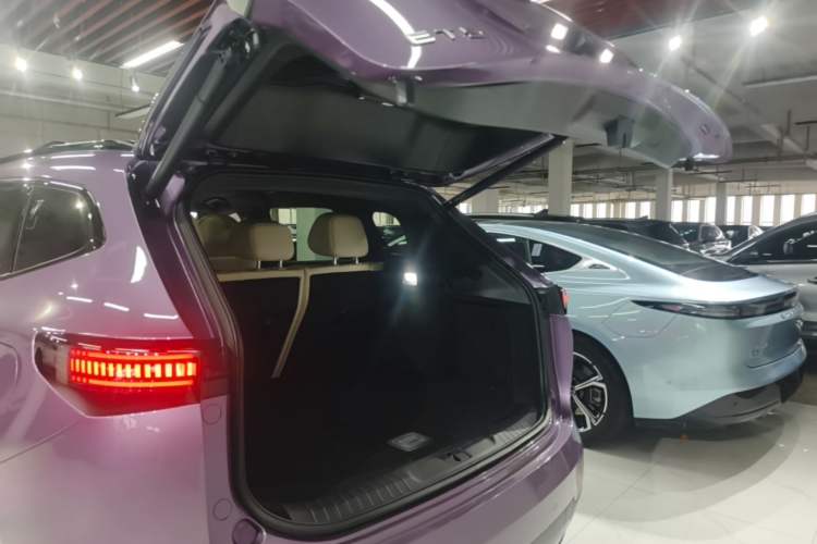 Used EXEED ET5 2026 210 LiDAR Smart Luxury Edition Trunk