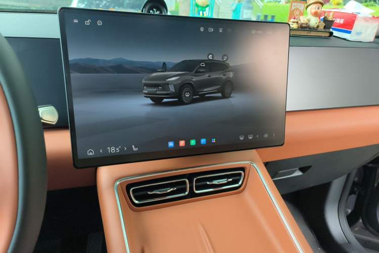 Used EXEED ET5 2026 210 LiDAR Smart Luxury Edition Audio And AC Panel