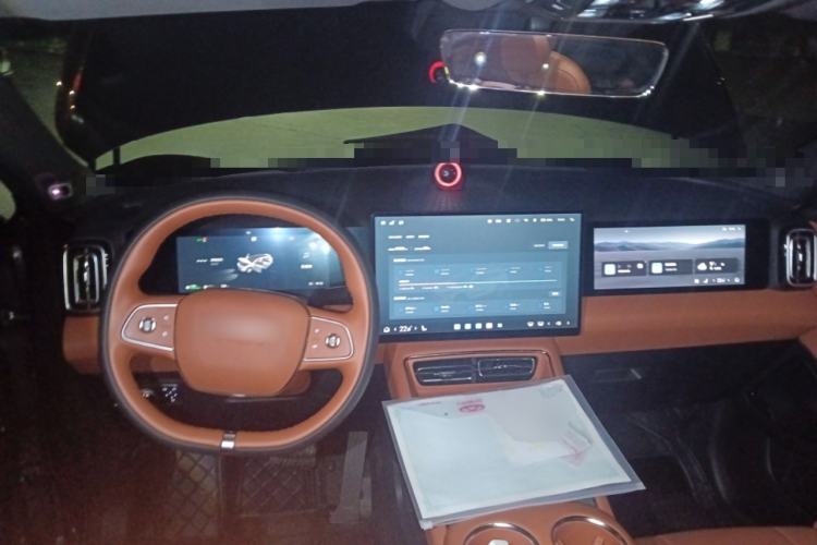 Used EXEED ET5 2026 210 LiDAR Smart Luxury Edition Center Console