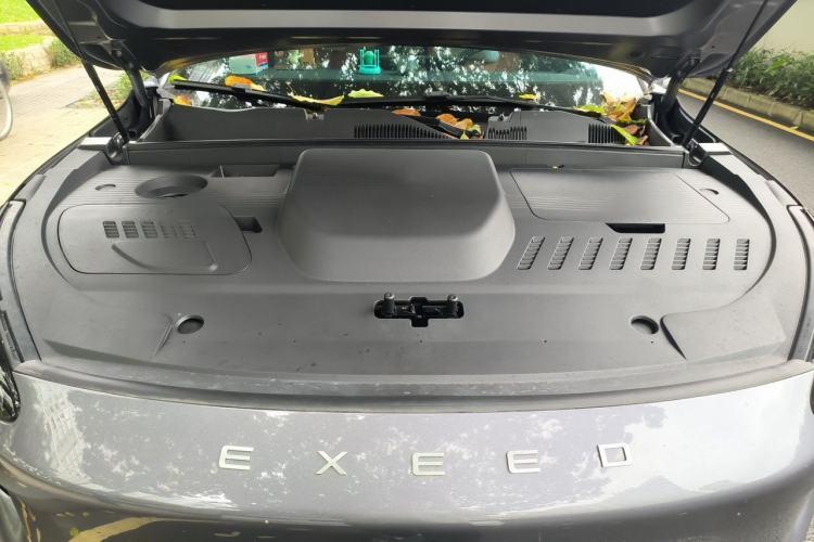 Used EXEED ET5 2026 210 LiDAR Smart Luxury Edition Engine Bay