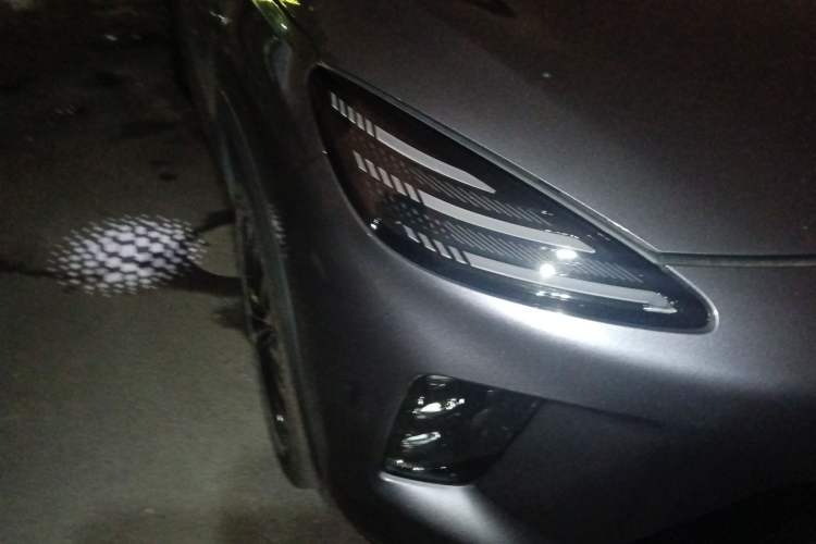 Used EXEED ET5 2026 210 LiDAR Smart Luxury Edition Right Front Headlight