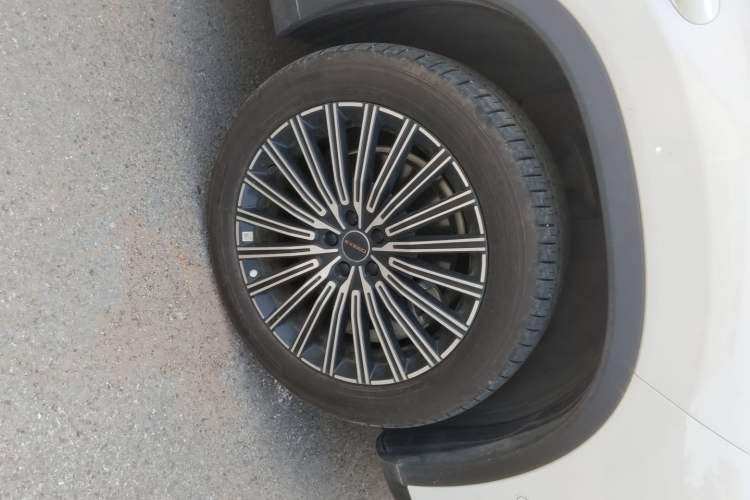 Used EXEED ET5 2026 210 LiDAR Smart Luxury Edition Right Front Wheel Hub