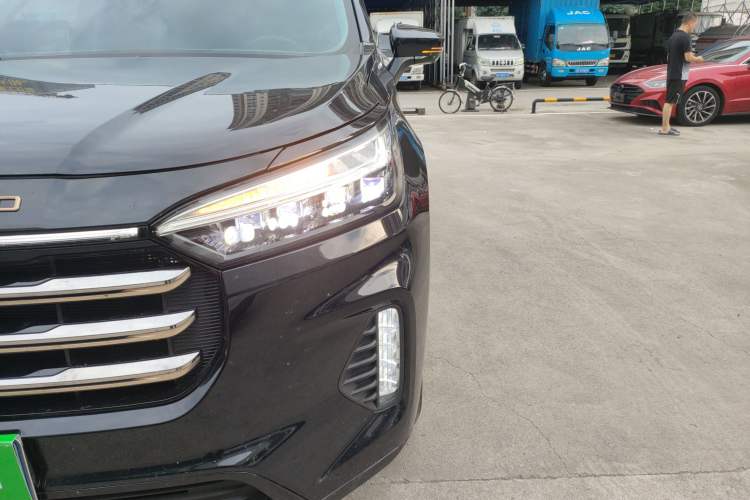 Used EXEED Lanyue 2021 400T Two-Wheel Drive Starlight Pro Edition 7-Seater Left Front Headlight