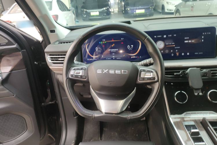 Used EXEED Lanyue 2021 400T Two-Wheel Drive Starlight Pro Edition 7-Seater Steering Wheel