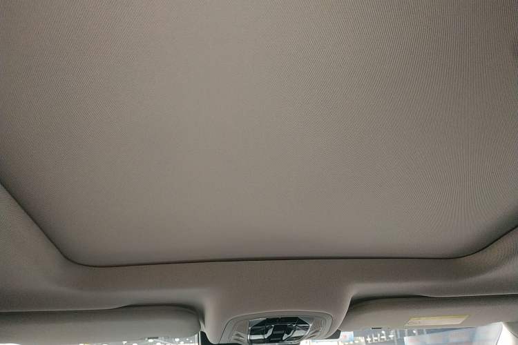 Used EXEED Lanyue 2021 390T Four-Wheel Drive Starry Edition Headliner
