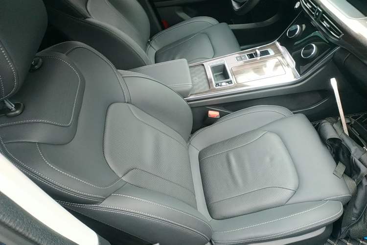 Used EXEED Lanyue 2021 390T Four-Wheel Drive Starry Edition Right Front Seat