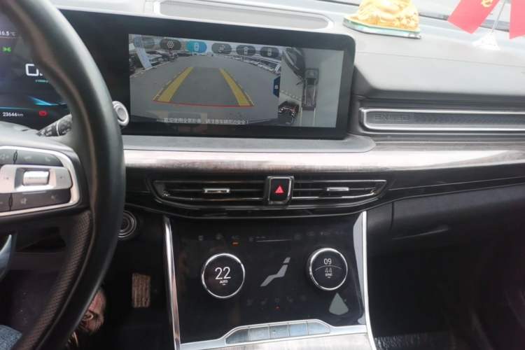Used EXEED Lanyue 2021 400T Two-Wheel-Drive Xingrui Pro Edition 7-Seater Audio And AC Panel