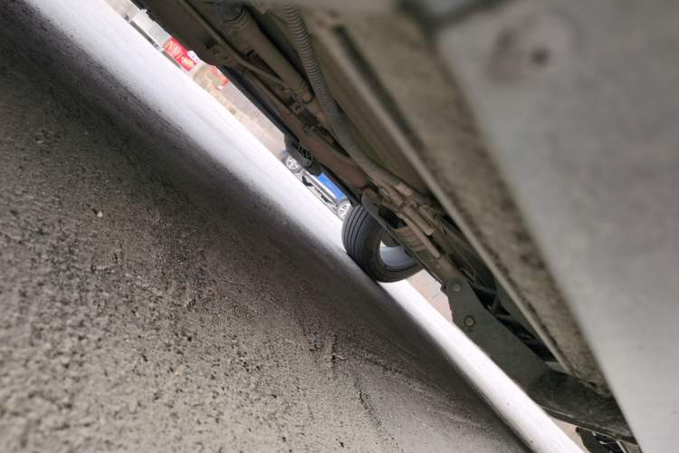 Used EXEED Lanyue 2021 390T Four-Wheel Drive Starry Edition Chassis Front Left