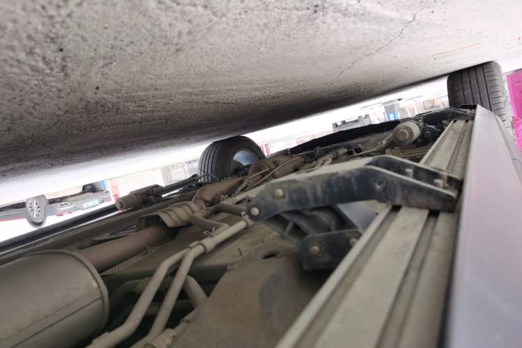Used EXEED Lanyue 2021 390T Four-Wheel Drive Starry Edition Chassis Rear Left