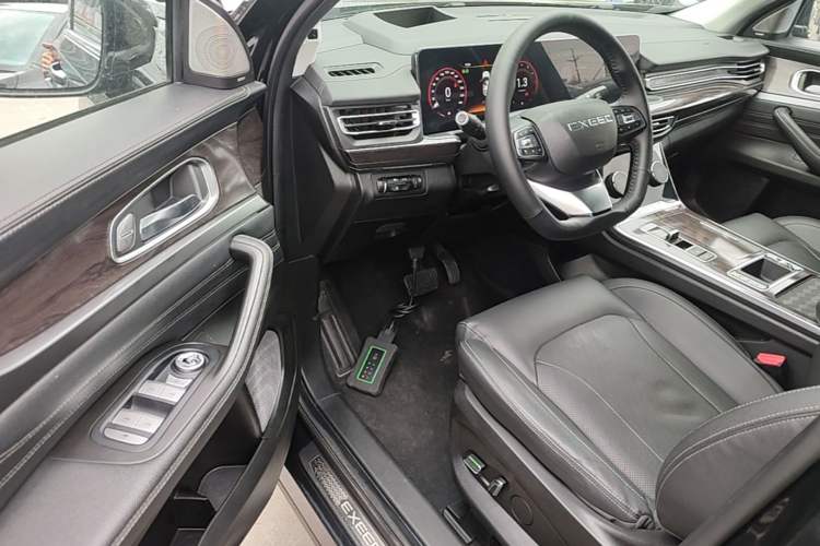 Used EXEED Lanyue 2021 400T Four-Wheel Drive Starlight Pro Edition 7 Seats Driver Seat