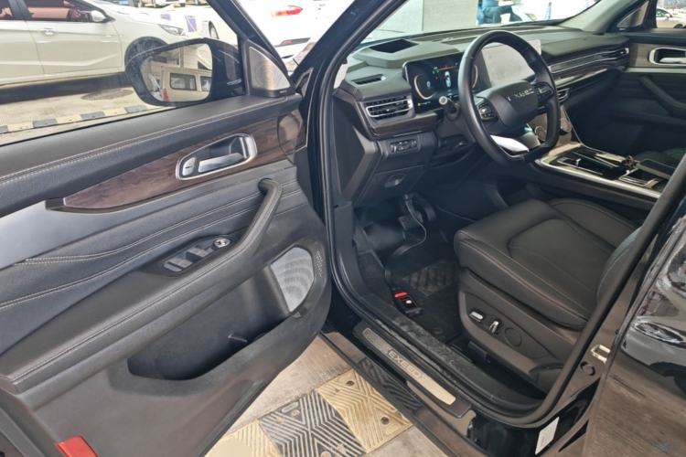 Used EXEED Lanyue 2021 400T Two-Wheel Drive Starlight Pro Edition 7-Seater Driver Seat