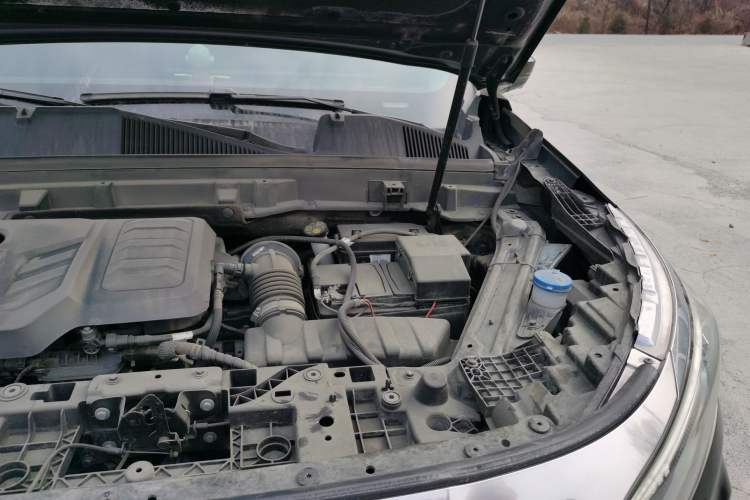 Used EXEED Lanyue 2021 390T Four-Wheel Drive Starry Edition Engine Bay Left