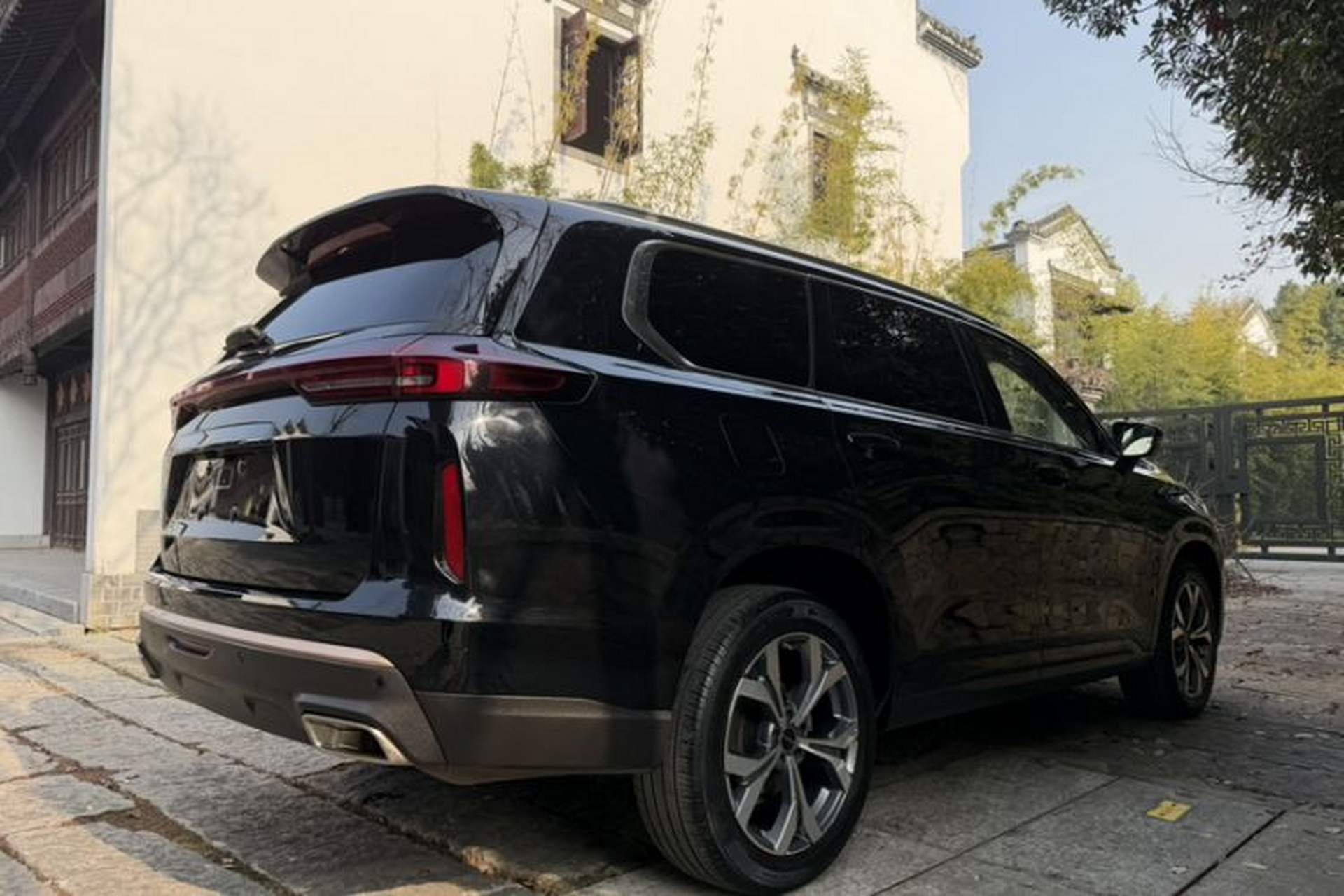 Used EXEED Lanyue 2021 400T Four-Wheel Drive Starlight Pro Edition 7 Seats Exterior 5