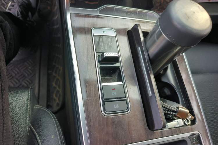 Used EXEED Lanyue 2021 290T Two-Wheel Drive Starry Edition Gear Lever
