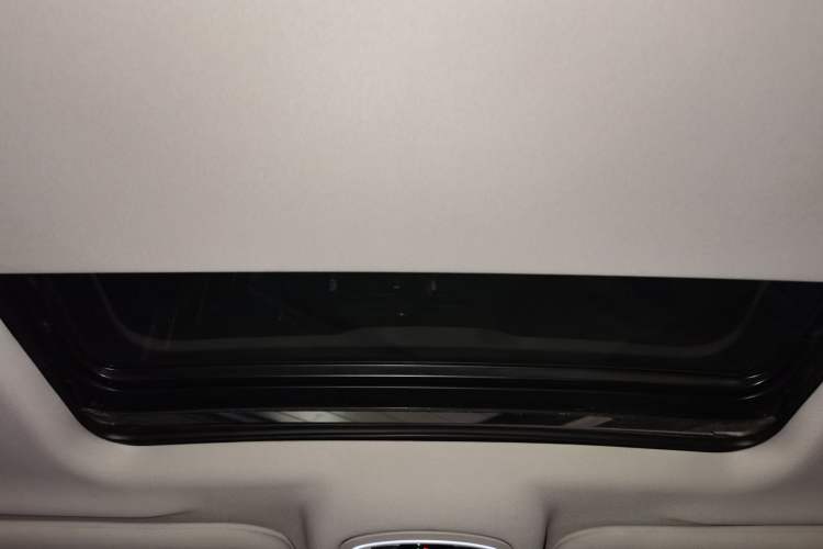 Used EXEED Lanyue 2021 400T Four-Wheel Drive Starlight Pro Edition 7 Seats Headliner