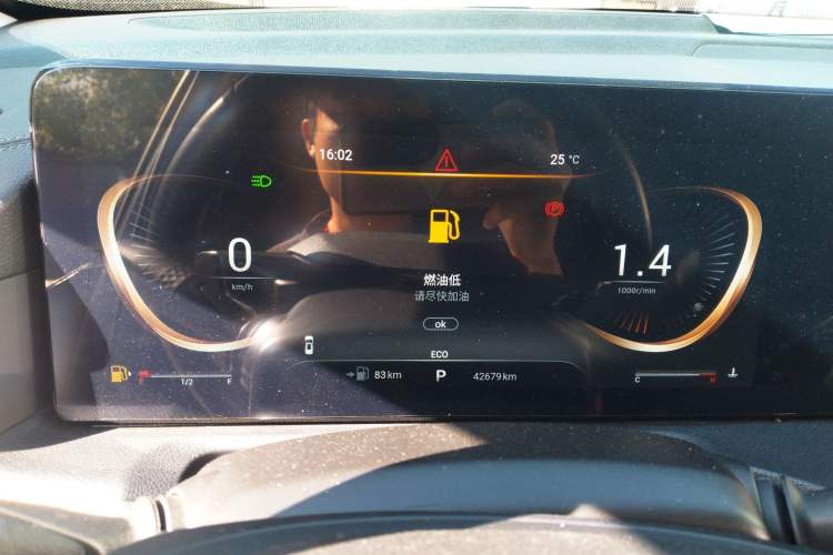 Used EXEED Lanyue 2021 400T Four-Wheel Drive Starlight Pro Edition 7 Seats Instrument Cluster