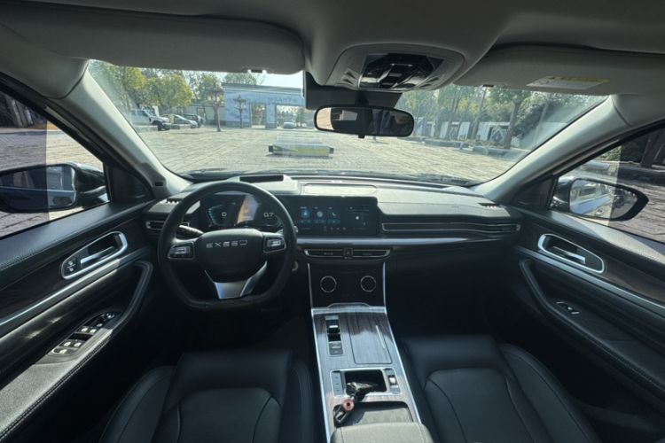Used EXEED Lanyue 2021 390T Two-Wheel Drive Starry Long-Range Version Interior 11
