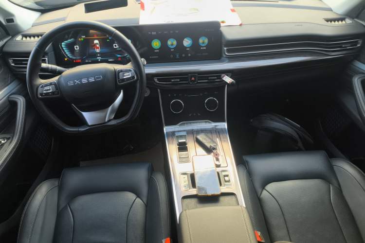 Used EXEED Lanyue 2021 390T Two-Wheel Drive Starry Long-Range Version Interior 2