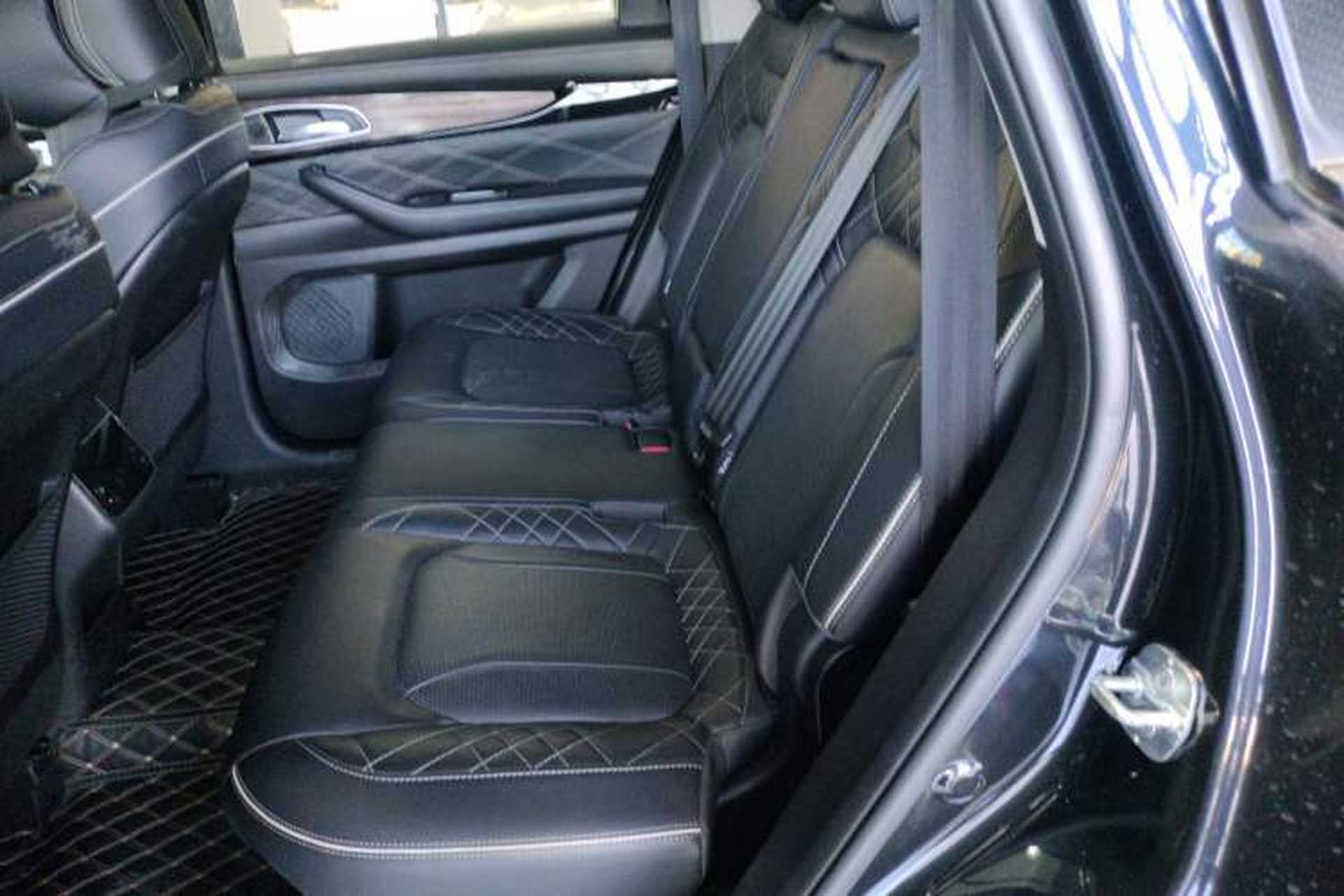 Used EXEED Lanyue 2021 390T Two-Wheel Drive StarRui Edition Interior 4