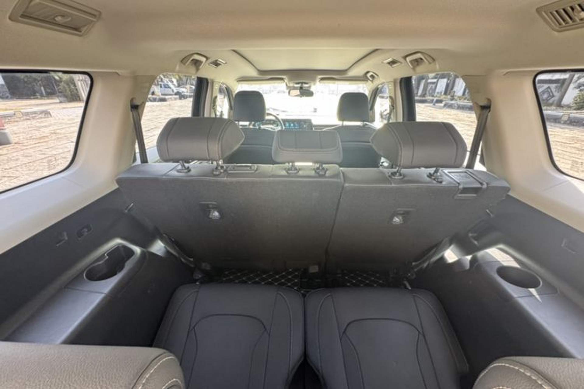 Used EXEED Lanyue 2021 390T Two-Wheel Drive Starry Long-Range Version Interior 5