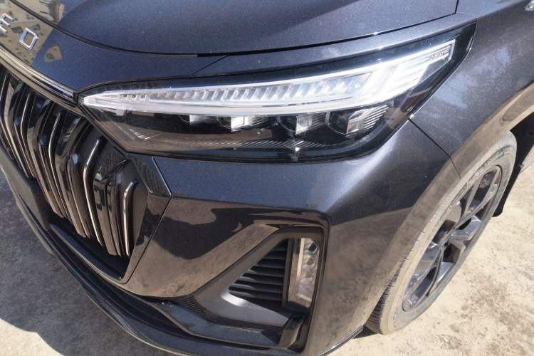 Used EXEED Lanyue 2021 400T Four-Wheel Drive Starlight Pro Edition 7 Seats Left Front Headlight