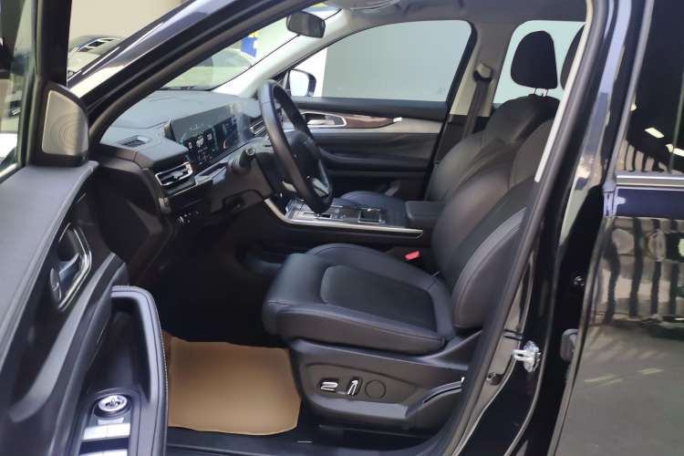 Used EXEED Lanyue 2021 400T Two-Wheel Drive Starlight Pro Edition 7-Seater Left Front Seat