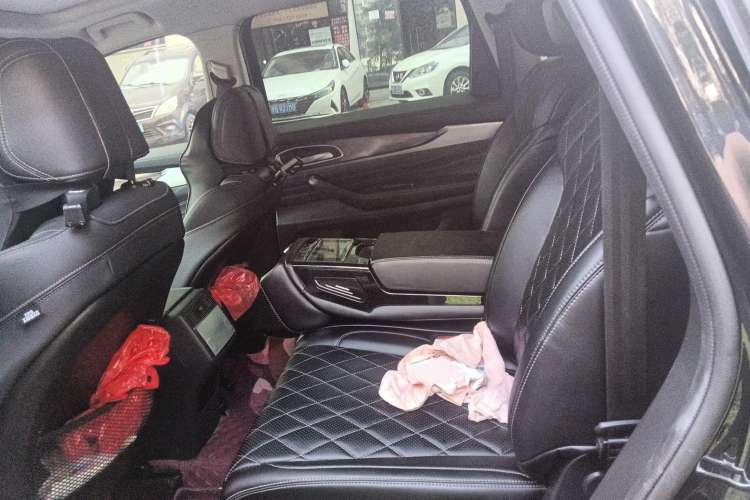 Used EXEED Lanyue 2021 400T Four-Wheel Drive Starlight Pro Edition 7 Seats Left Rear Seat