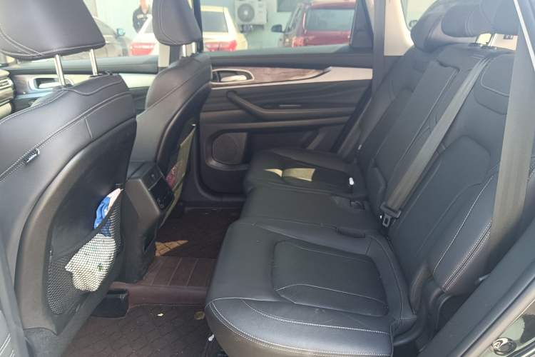 Used EXEED Lanyue 2021 400T Two-Wheel Drive Starlight Pro Edition 7-Seater Left Rear Seat